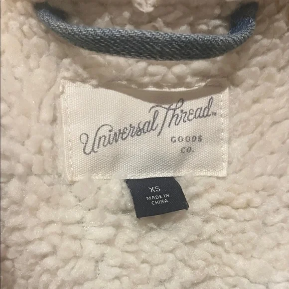 Universal Thread Cream Sherpa Jacket - Picture 2 of 3